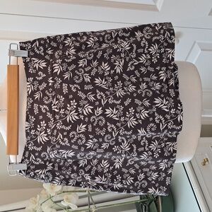 Title Nine Womens Black/White Floral Print 16" Athletic/Activewear Skort SM